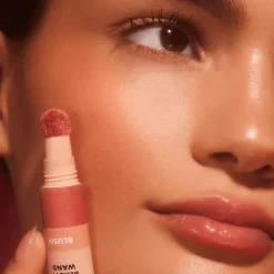 e.l.f. Halo Glow Blush Beauty Wand