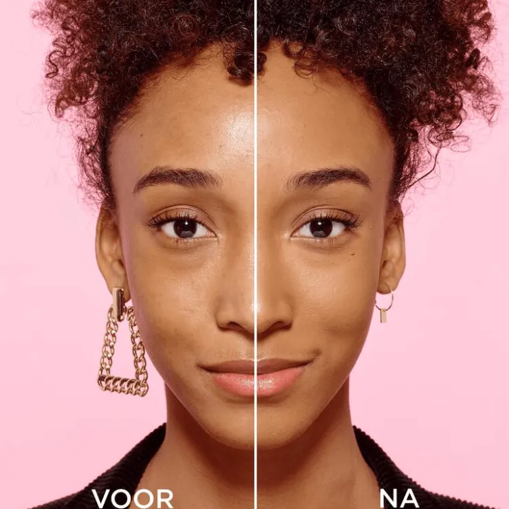 L'Oréal Paris Infaillible 24H Fresh Wear Foundation in a Powder