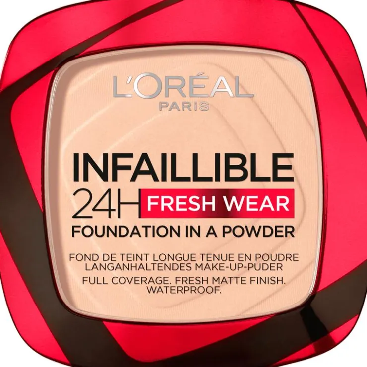 L'Oréal Paris Infaillible 24H Fresh Wear Foundation in a Powder
