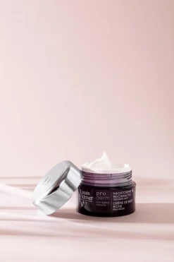 Louis Widmer Proderm Nachtcrème Rijke Textuur Licht Geparfumeerd 50 ML