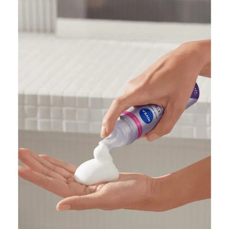 NIVEA Extra Strong Styling Mousse 150 ML