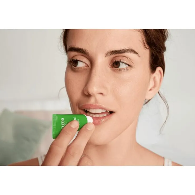 Weleda Skin Food Lip Balm
